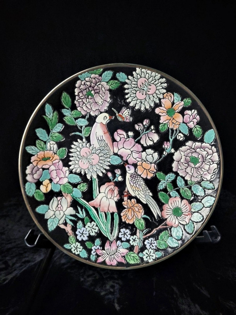 Andrea By Sadek Floral Ceramic Decorative Plate